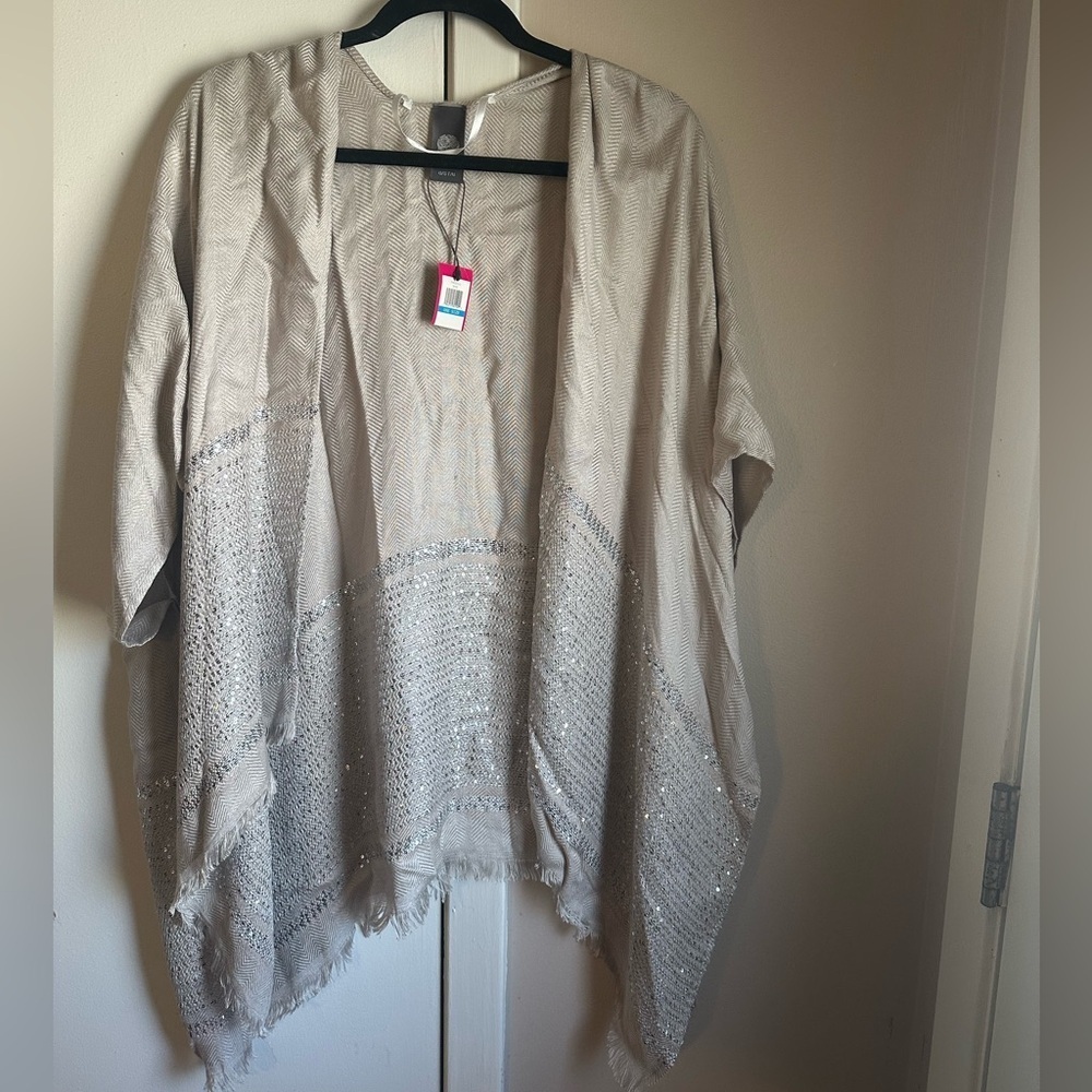 Vince Camuto Metallic Stripe Poncho / Open-Front Wrap – Ivory – NWT